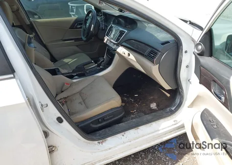 2016 Honda Accord Ex-L z USA, uszkodzony, nr VIN 1HGCR2F84GA152011